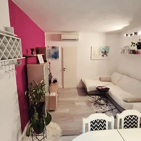 Brdo Apartment *